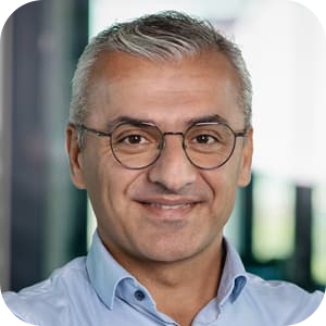Hüseyin Dogan, Verksamhetschef